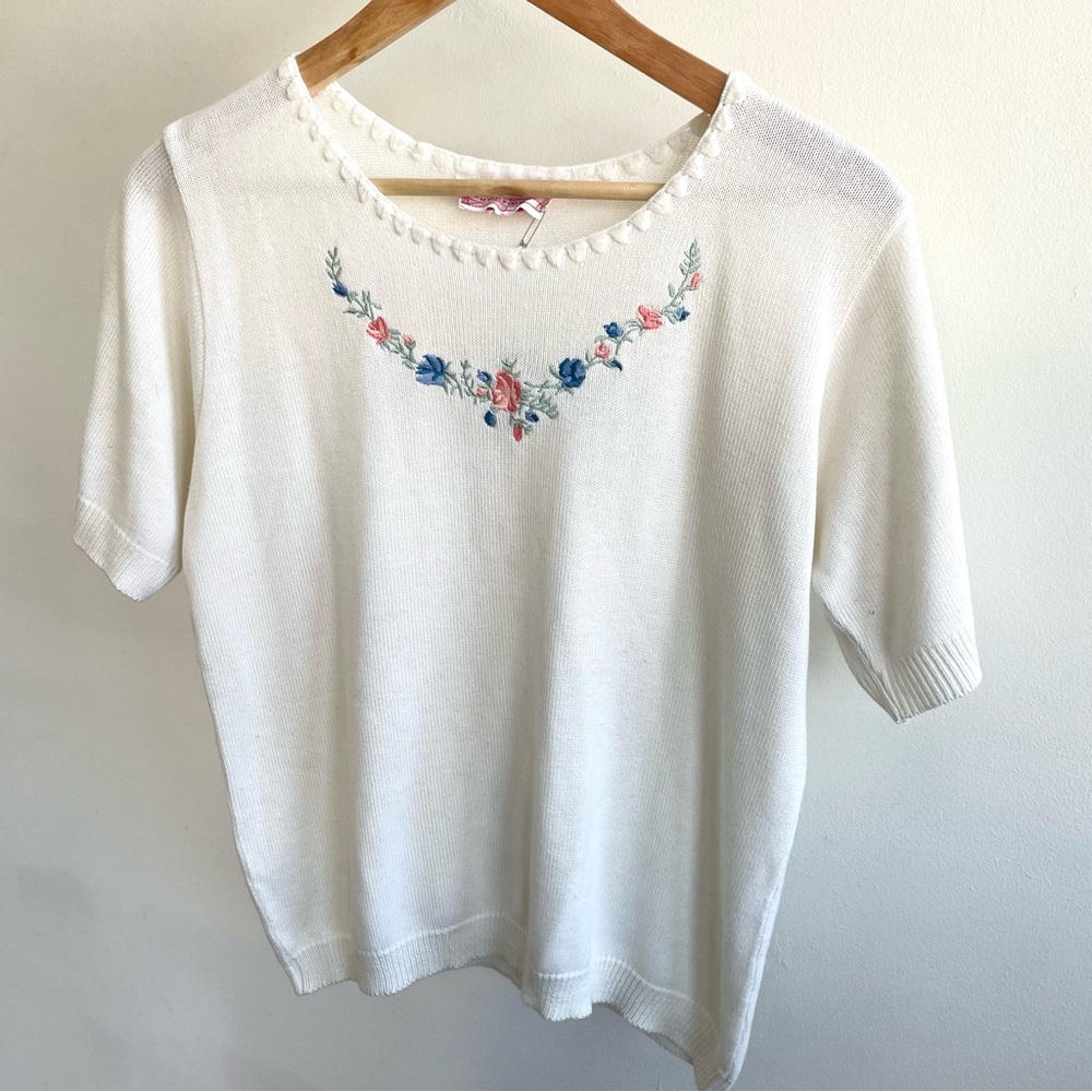 Vintage Short-Sleeve Floral Embroidered Knit Shirt
